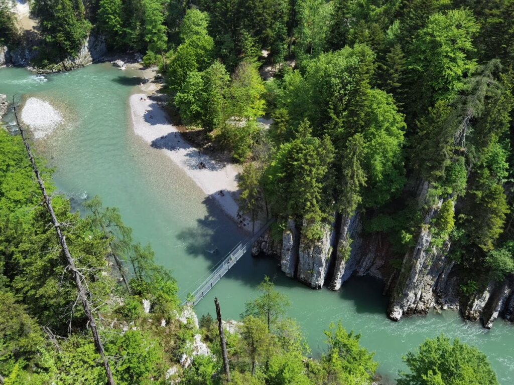Naturwunder Tirol: Hier führt der Schmuggelpfad entlang des türkisgrünen Wassers